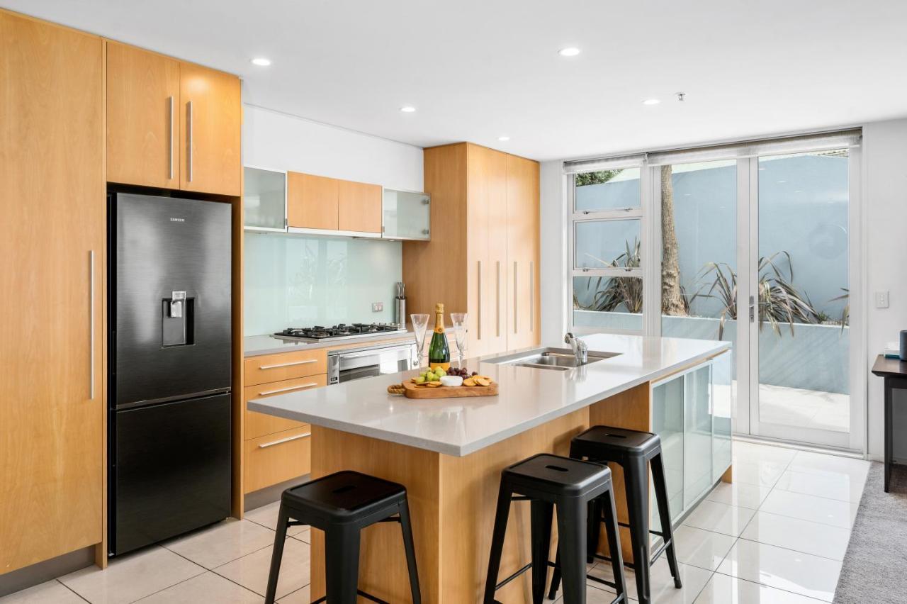 Lakeside Apartment Waimahana 1 Таупо Экстерьер фото